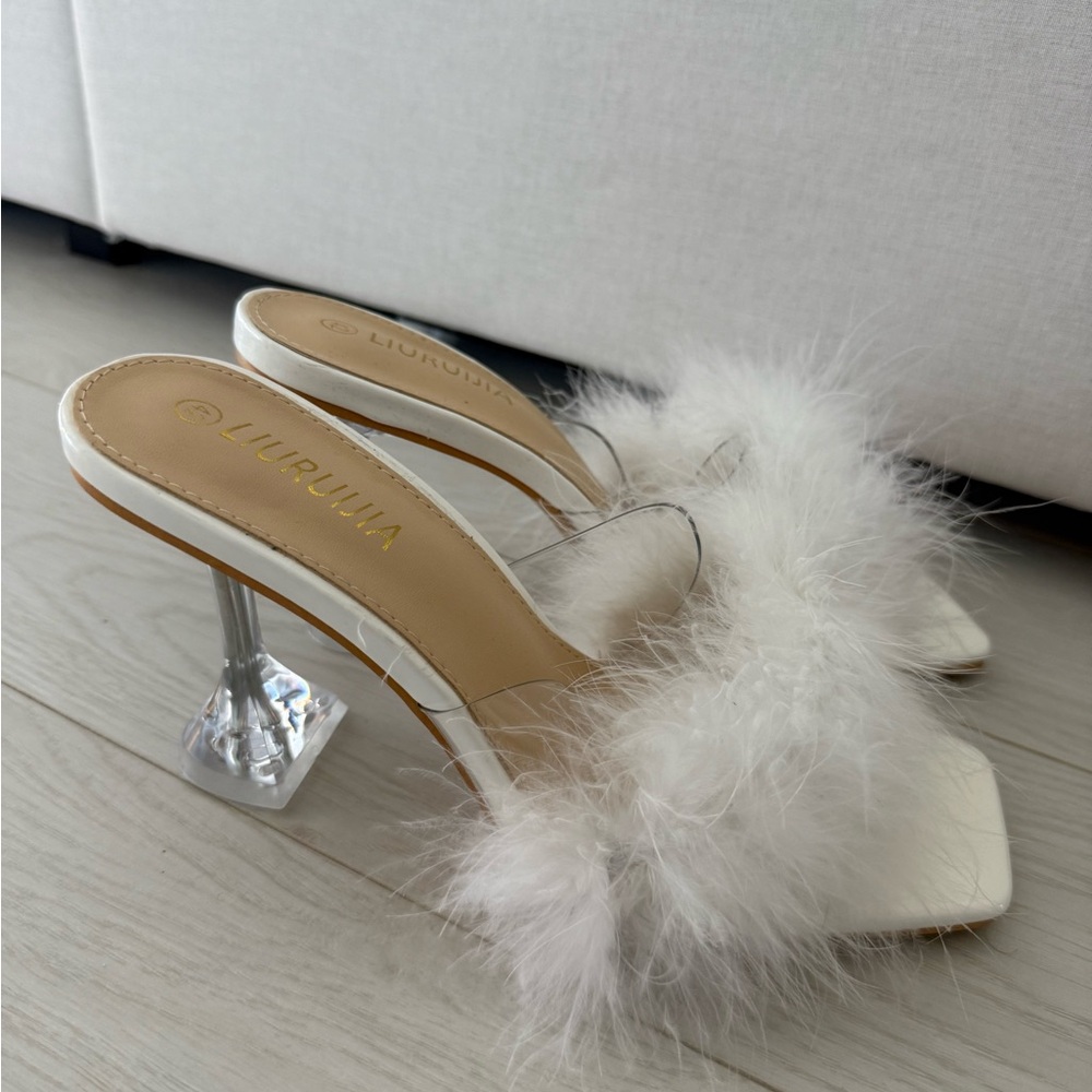 White Feathered Women's Heels Size 9